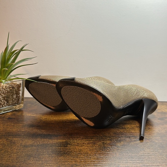 Giuseppe Zanotti Stiletto Pumps - Picture 7 of 12